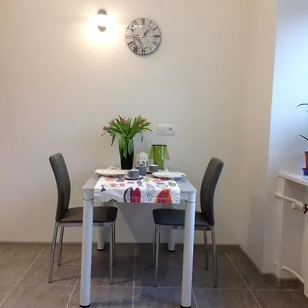 Elektoralna For 4 Varsóvia